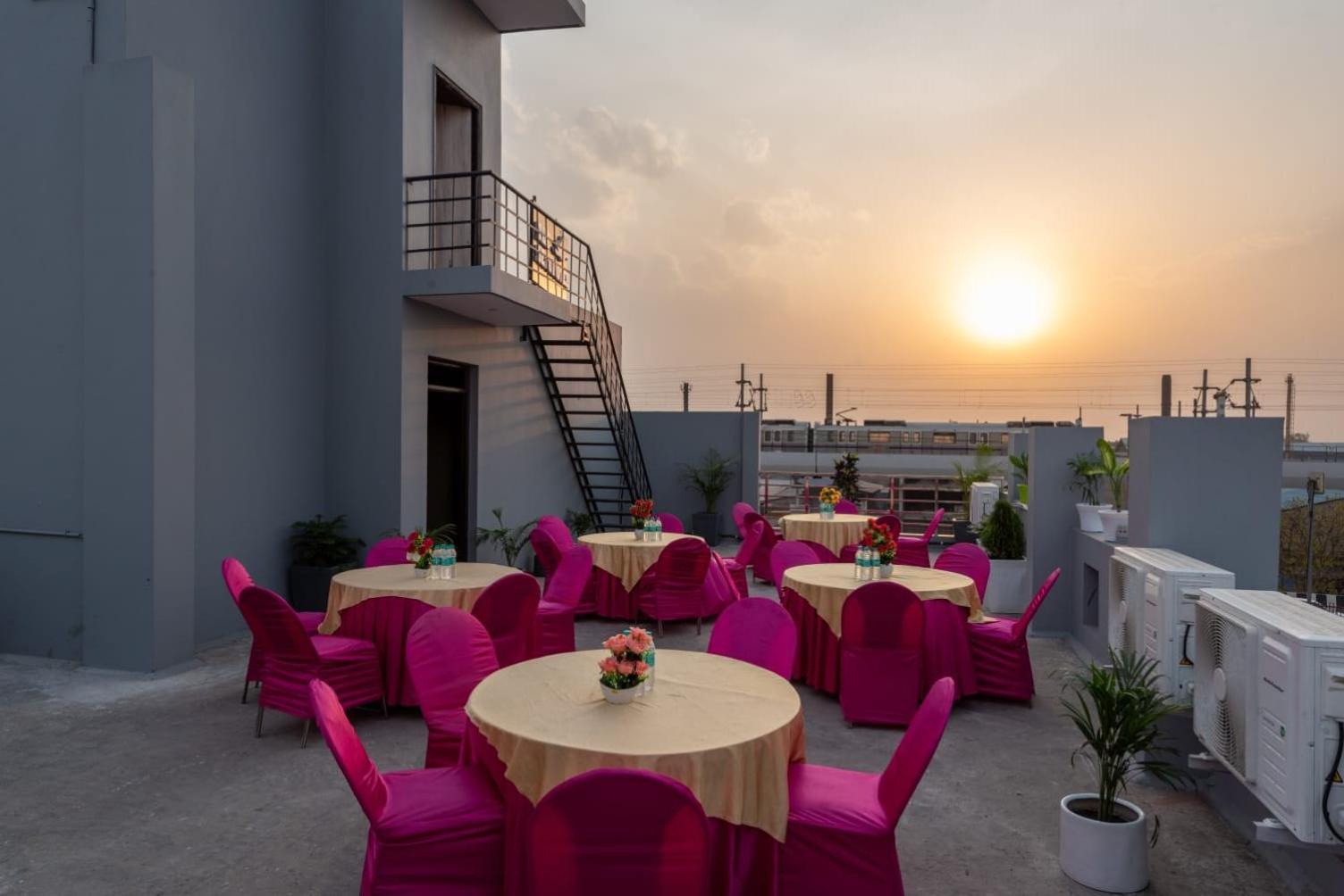 The Setu Hotel & Resorts Faridabad Exterior photo